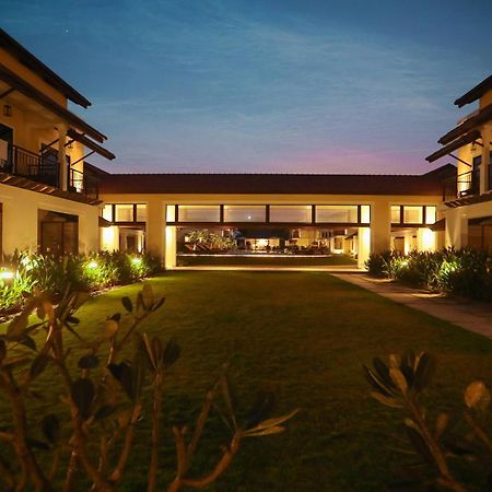 מלון Fairfield By Marriott Goa בנולים מראה חיצוני תמונה